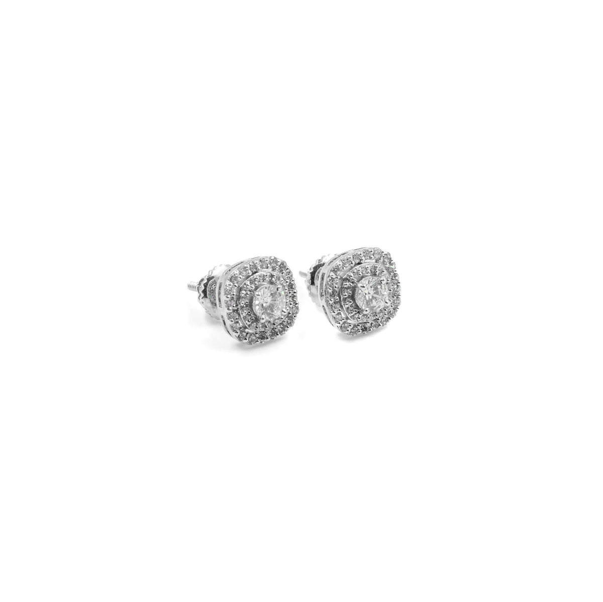 Halo Earrings in 925 silver jewelry.
Diamond Halo Earrings for women’s jewelry.
Lab-grown diamond Halo Earrings close-up.
Timeless Halo Earrings for men’s and women’s style.
Hip hop-inspired Halo Earrings with icy shine.